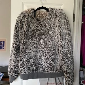 Thread+Supply Fluffy Sweatshirt